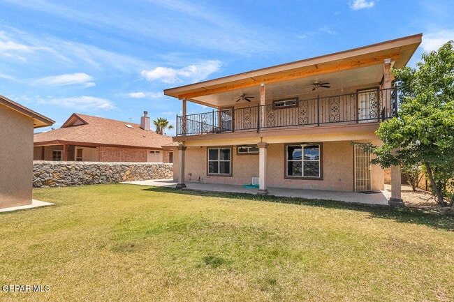 Building Photo - 12249 Delacroix Dr