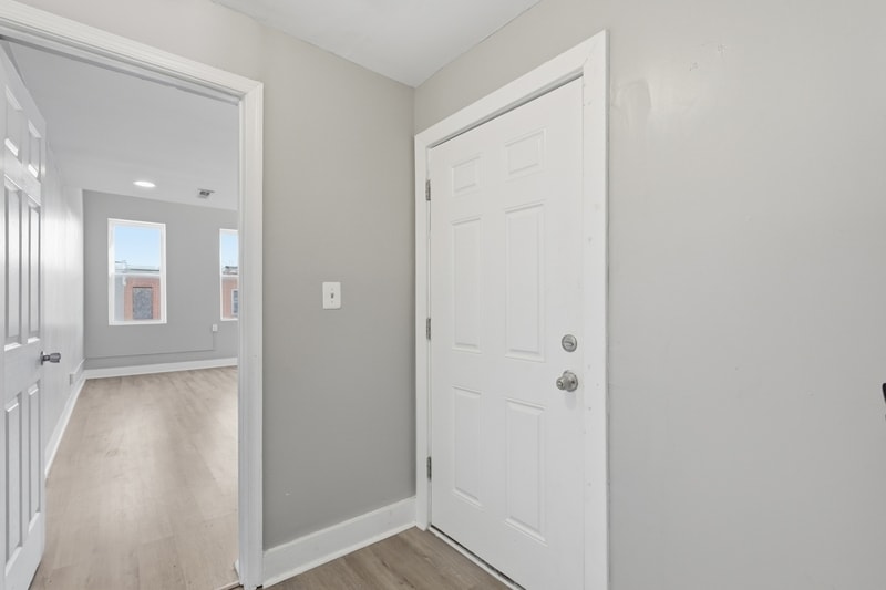 Building Photo - 546 N Fulton Ave