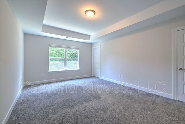 Building Photo - 26 Jaycee Ct