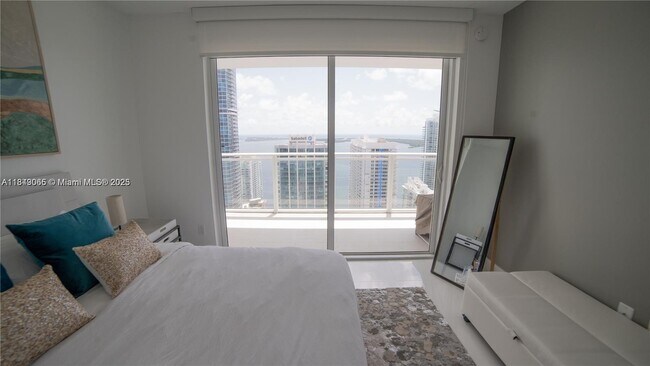 Building Photo - 1080 Brickell Ave