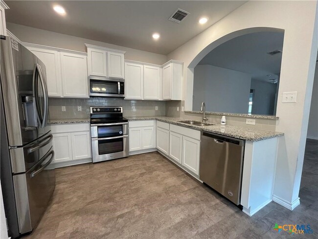 Building Photo - 6161 Lavaca Dr