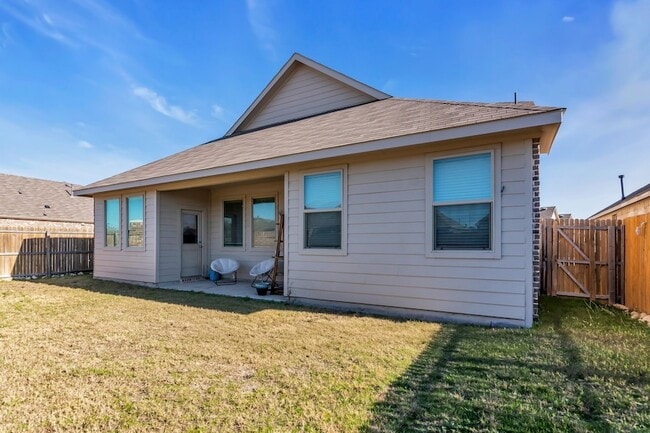 Building Photo - 14789 Mainstay Way