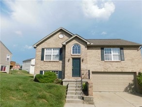 Building Photo - 476 Rosebud Cir