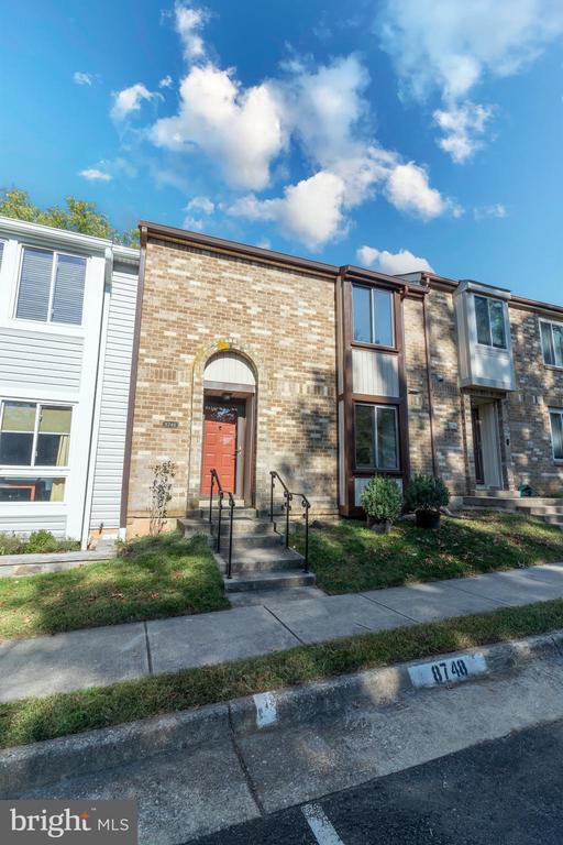 Building Photo - 8748 Ridge Hollow Ct