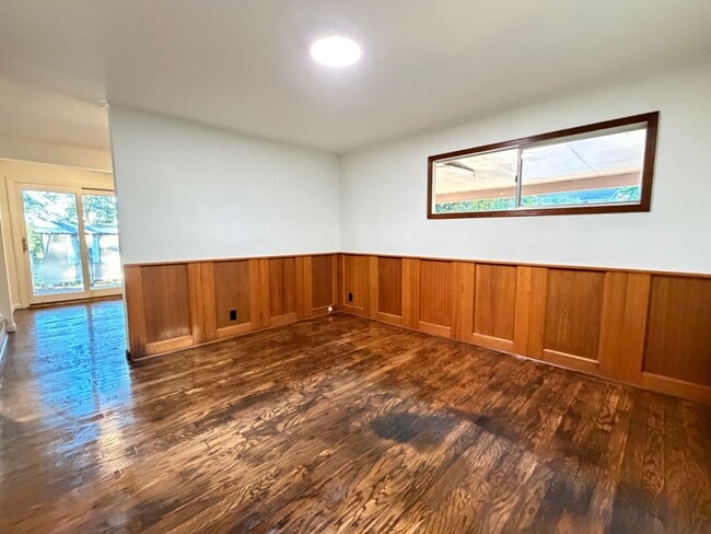 Building Photo - 5 Bed 3 Bath Home in Ruston