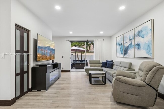 Building Photo - 18087 SW 30th Ct