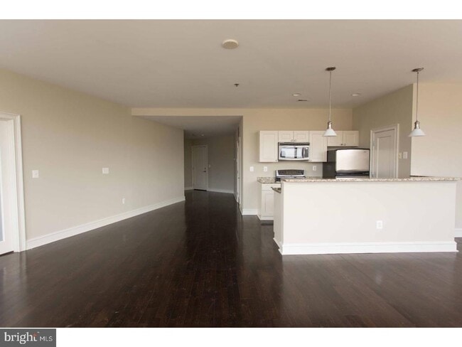 Building Photo - 201 N 8th St