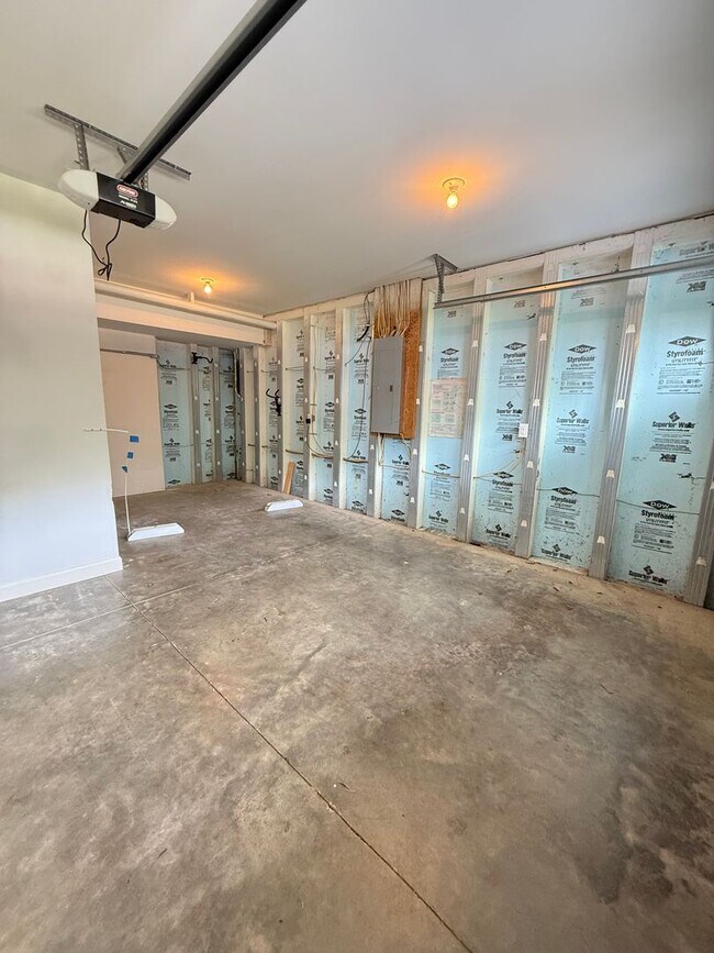 Building Photo - 142 Riverview Plantation Dr