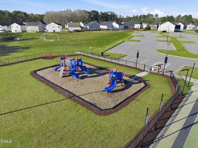 Building Photo - 759 Putney Hl Rd