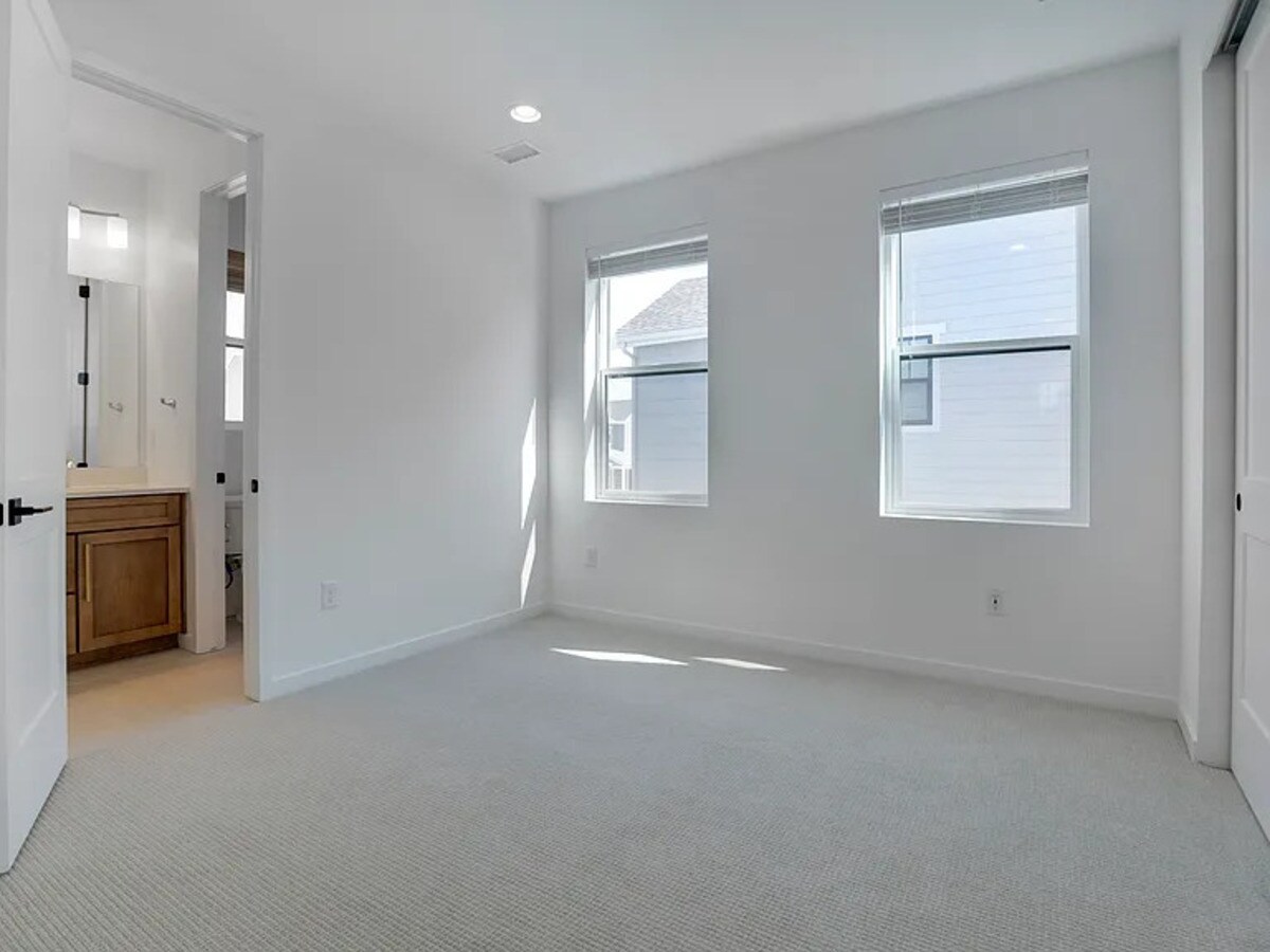 Building Photo - 11299 Star Streak Ln
