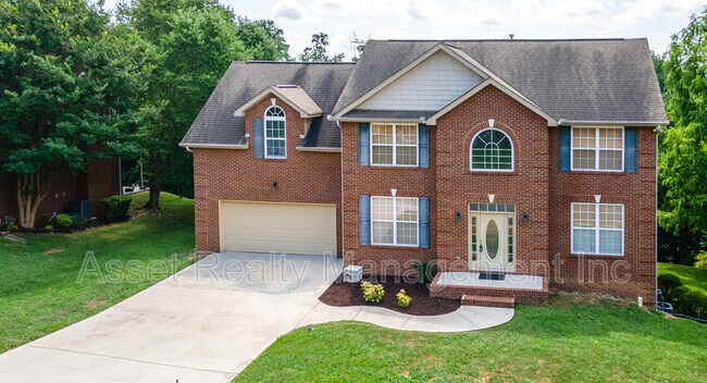 Building Photo - 8334 Bay Gardens Ln