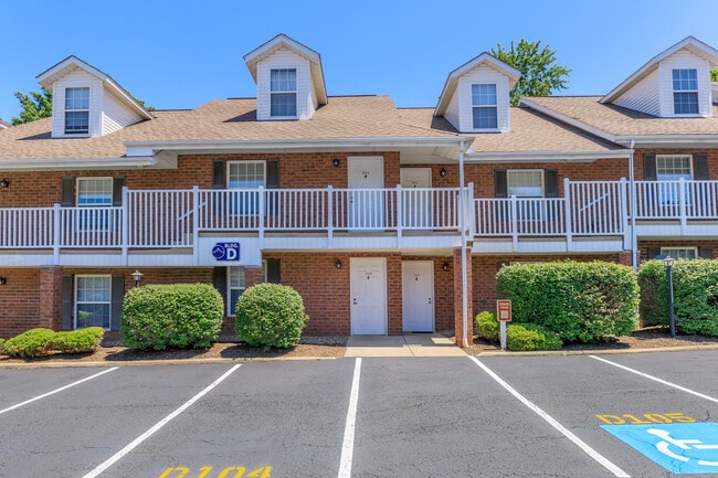 Building Photo - Tallmadge Pointe