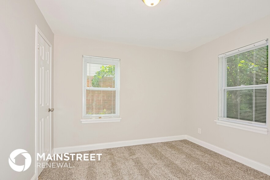 Building Photo - 8863 Granada Pl