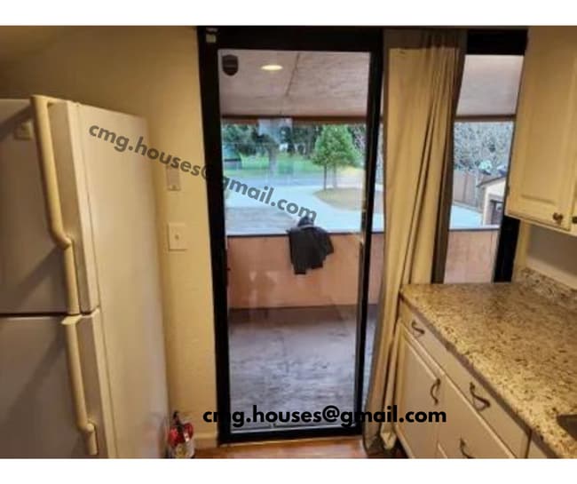 Building Photo - 14602 Portland Ave SW