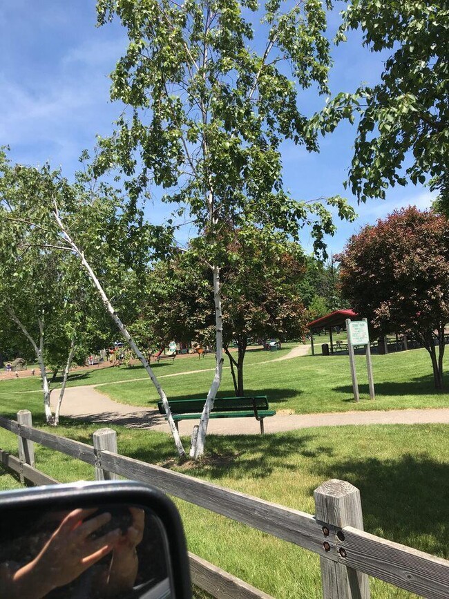 Building Photo - 46589 Huling St