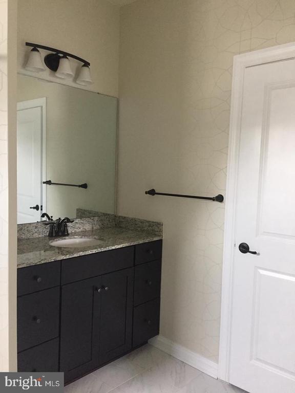 Building Photo - 6489 Jack Linton Dr N