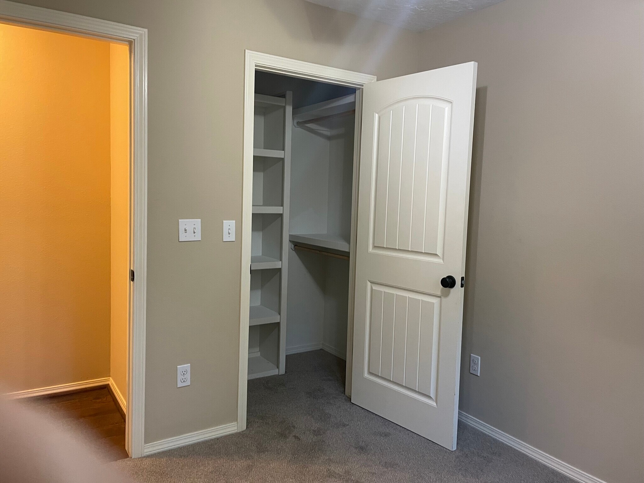 bedrooom closet - 510 Kim St