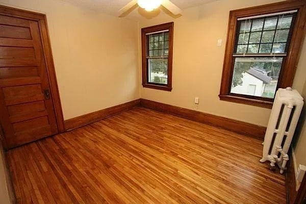 Building Photo - 4 Bedroom  2 Bath Hamline-Midway Neighborhood