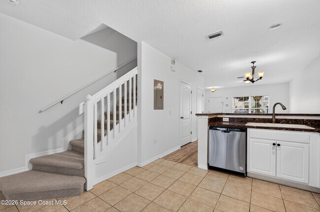 Building Photo - 1391 Hampton Park Ln