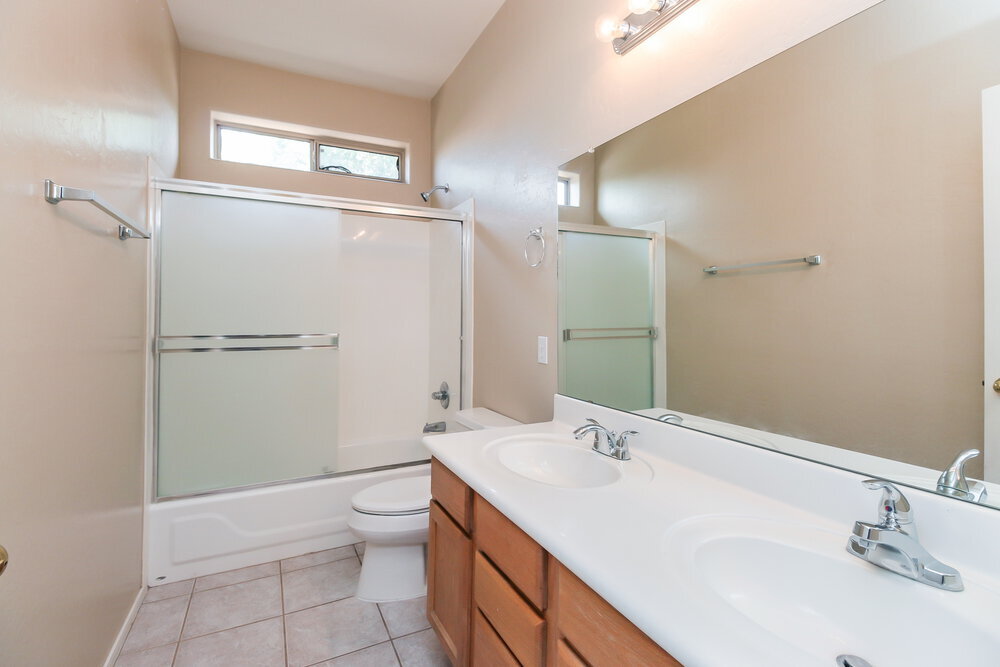 Building Photo - 1334 E Harrison St