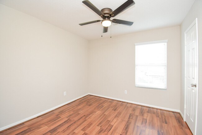 Building Photo - 5011 Ivy Fair Way