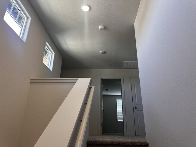 Building Photo - 4638 Athena Dr
