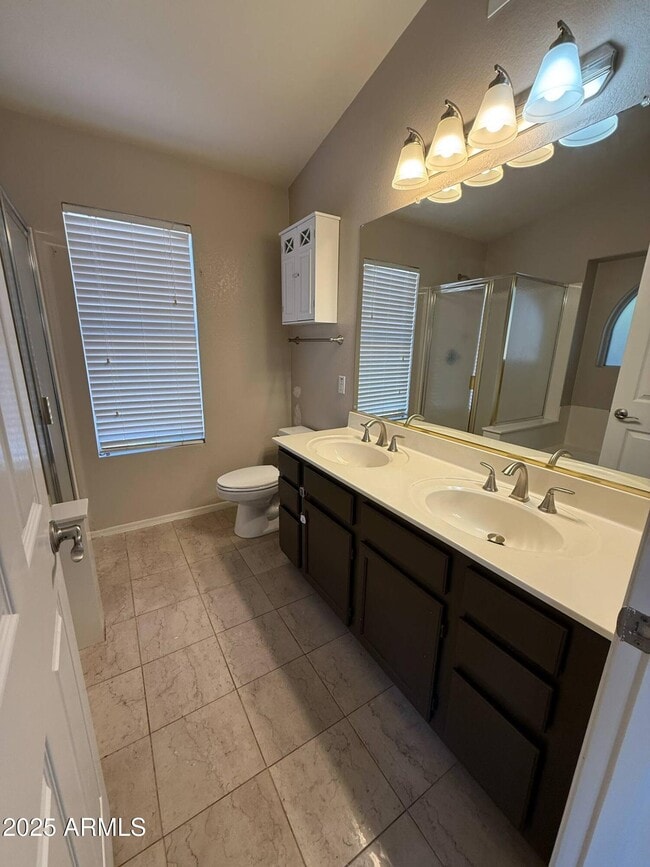 Building Photo - 1030 S Brentwood Ct