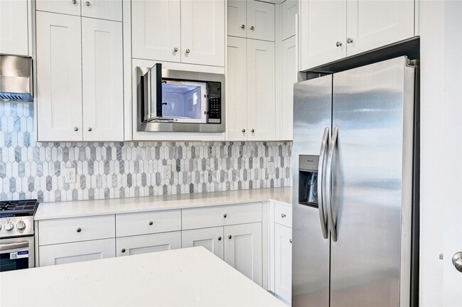 Building Photo - 26923 Zebra Grass Dr