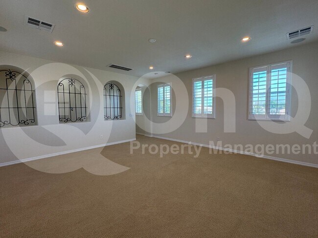 Building Photo - 4371 S Pecan Dr
