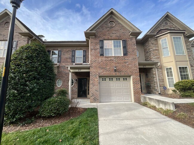 Primary Photo - Immaculate 3 bedroom/2.5 bathroom in Tanner Woods!