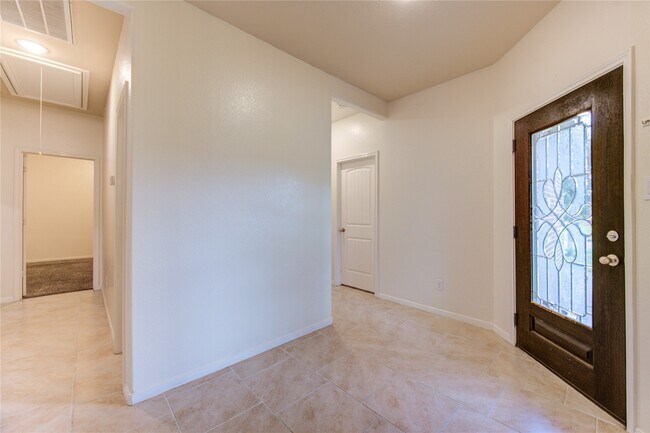 Building Photo - 734 Mill Spring Ct