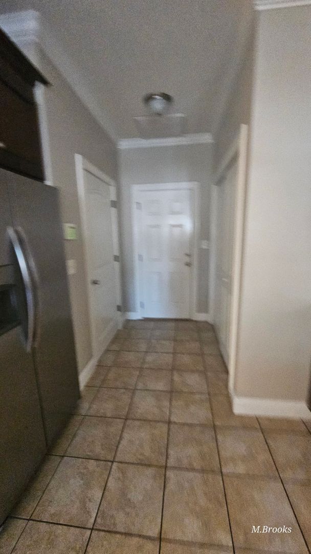 Building Photo - Beautiful 3/2 located in Valdosta
