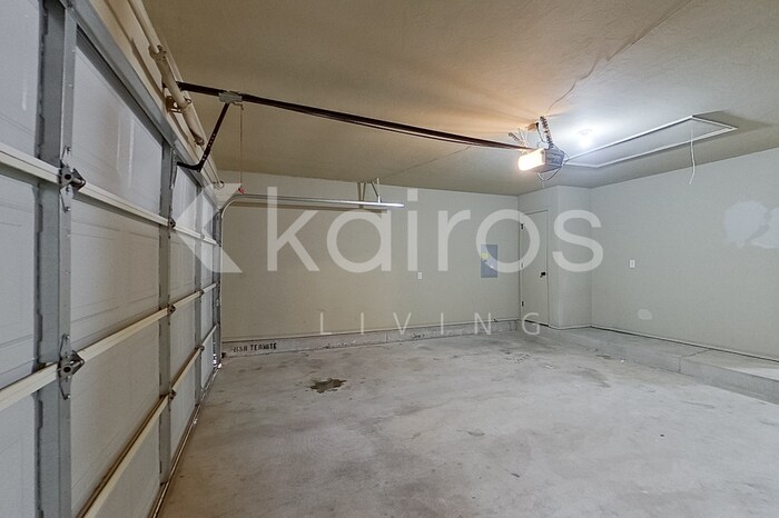 Building Photo - 4210 Syracuse St