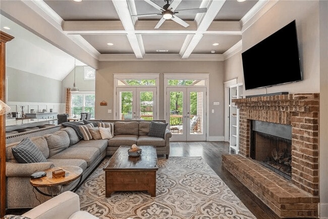 Building Photo - 362 Wingo St