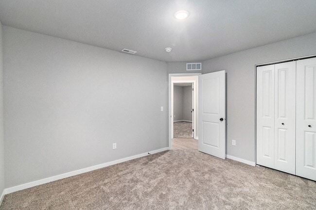 Building Photo - Brand New 5 Bedroom Condo!