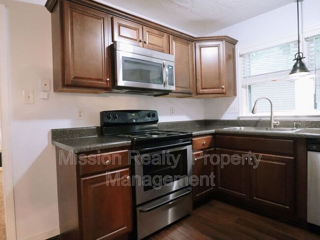 Building Photo - 13701 Arrowood Ct
