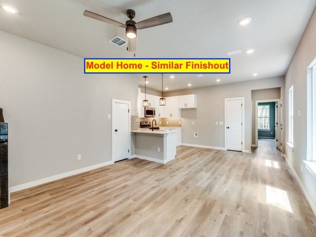 Building Photo - Yasmin Court Townhomes