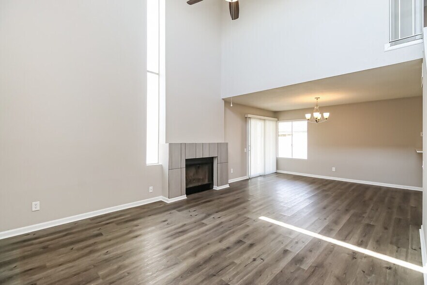 Building Photo - 7032 S 44th St