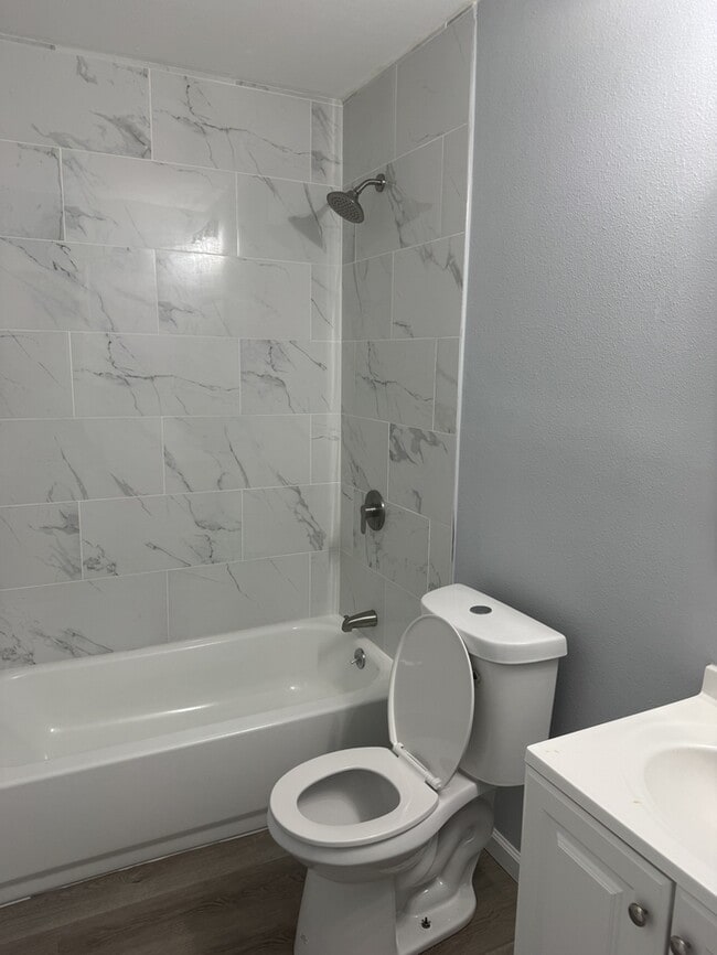 Building Photo - 3015 Melody Ln