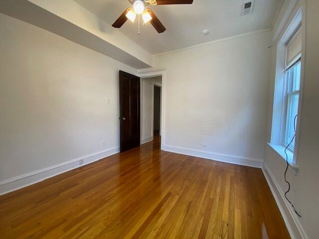 Building Photo - 1318 W Arthur Ave