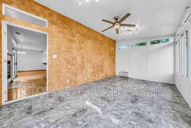 Building Photo - 116 Foxglove Ln