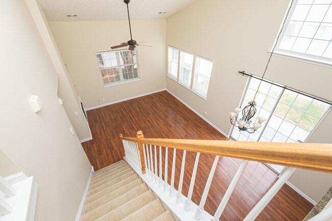 Building Photo - 726 Windcroft Cir NW