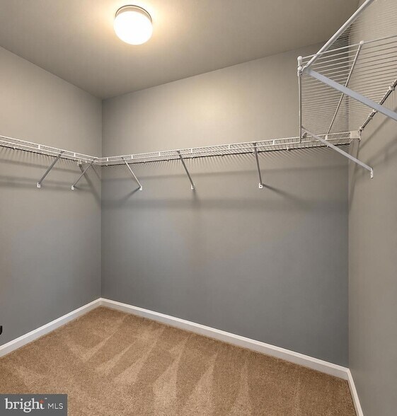 Building Photo - 2467 Cheyenne Dr