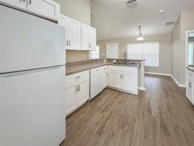 Building Photo - 3012 Kacher Rd