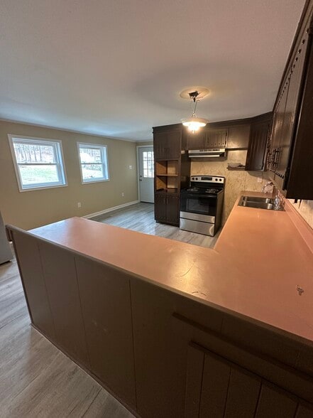 Building Photo - 74 Matthews Rd