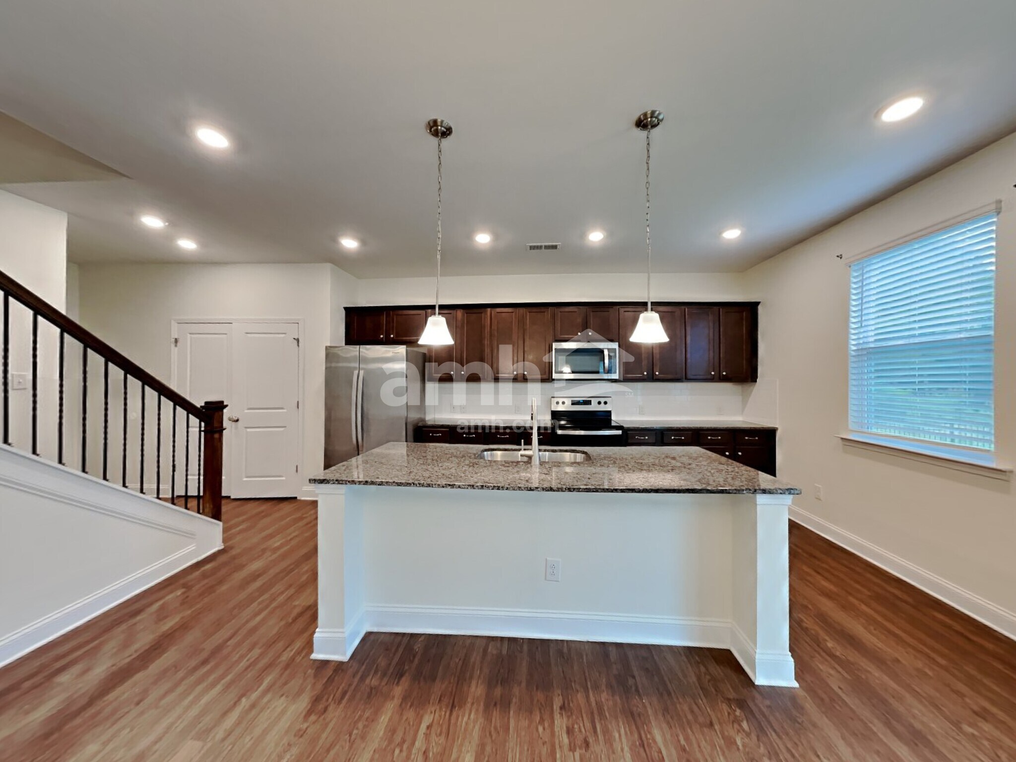 Building Photo - 136 Hamilton Park Dr