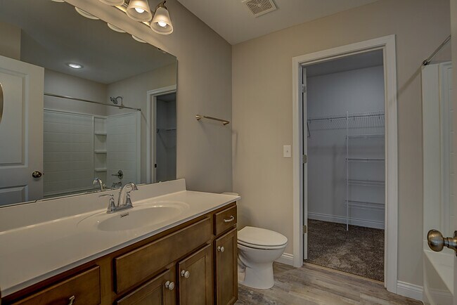 Building Photo - 5565 Limaburg Rd