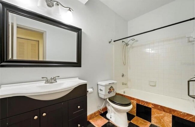 Building Photo - 4107 Chatham Oak Ct