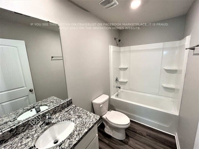 Building Photo - 170 Wellshire Dr
