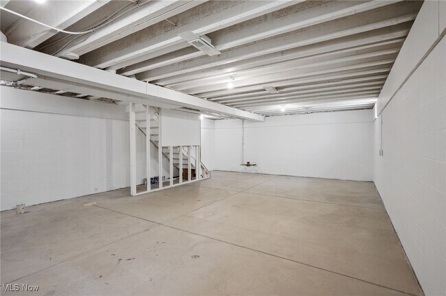 Building Photo - 2078 W 44th St